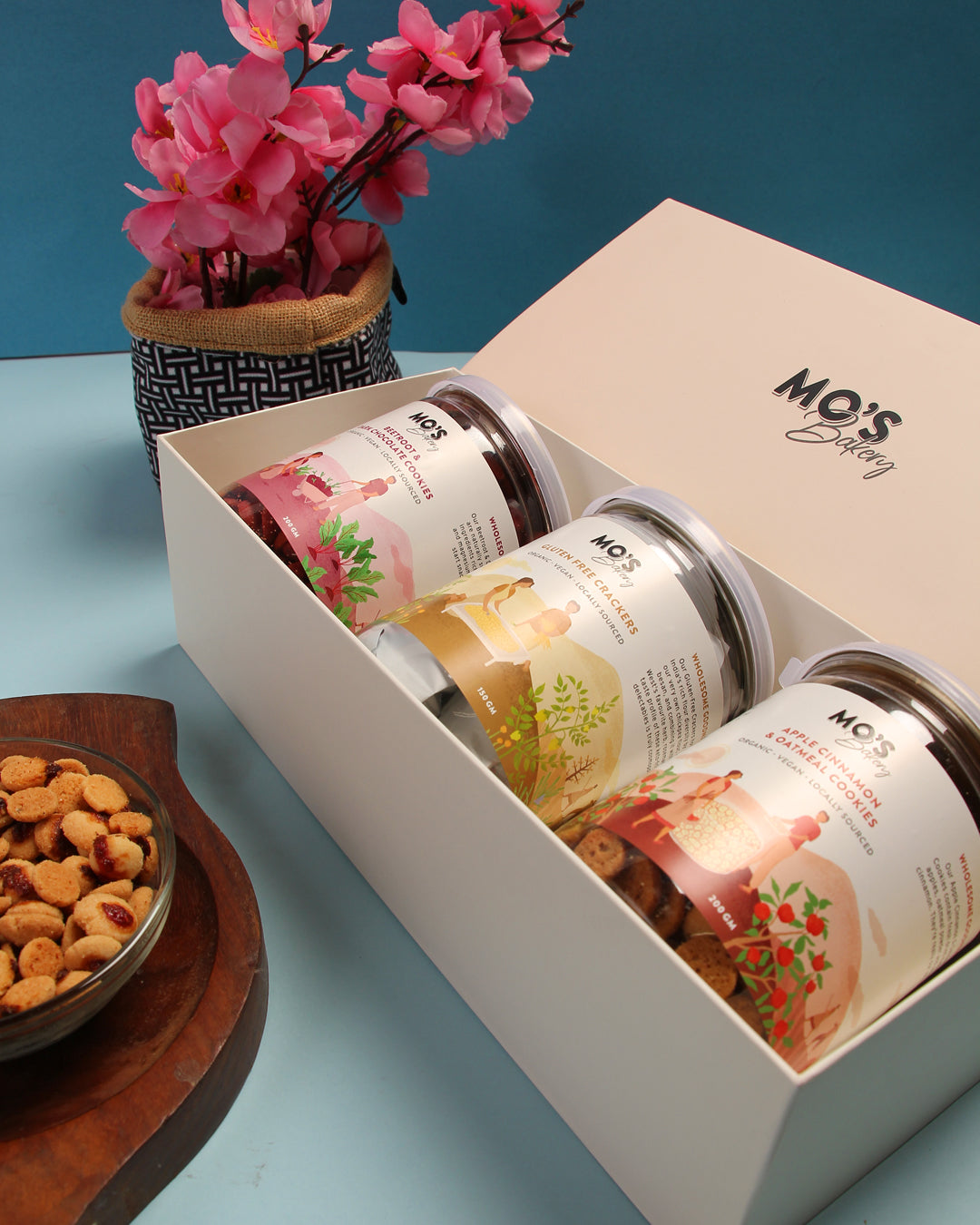 Mo's Ivory Gourmet Gift Box - Healthy Snacks Gift Box